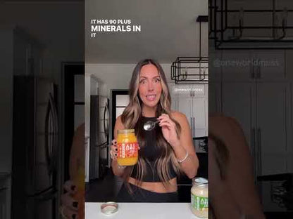 influencer tries world moss flavoured sea moss gel